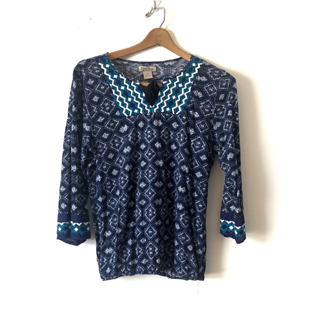 Lucky brand blouse embroidered blue 3/4 sleeve